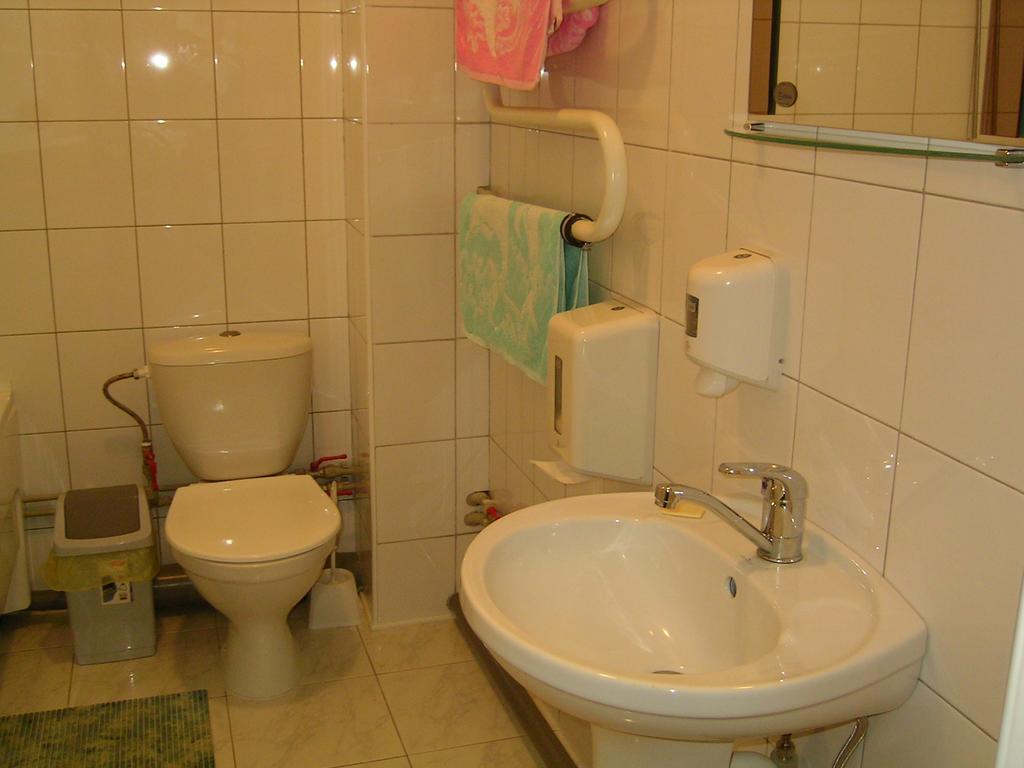 Skaistaziede Hotel Siauliai  Bilik gambar